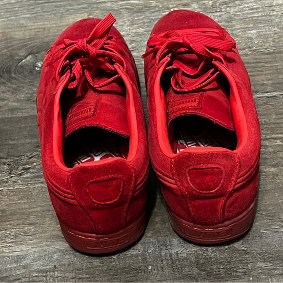 FINAL PRICE DROP Puma Suede Classic Triple Red Sneakers - Picture 3 of 4